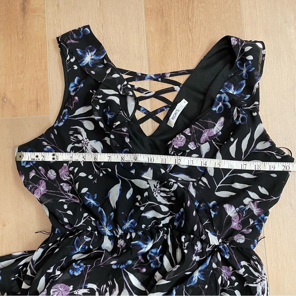 💗 RICKI’S Elegant Black Floral Maxi Dress - Picture 8 of 11